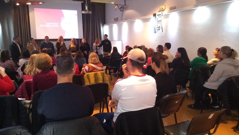 f39bb985-ed65-43a5-8aea-651b9a0e242c