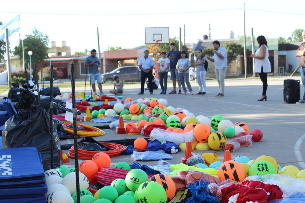 314686606_802764444358371_8981033703694552337_n