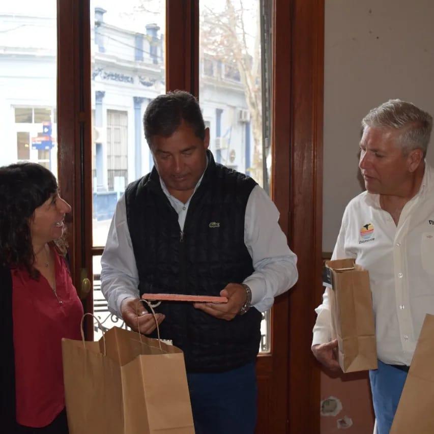 d1ae7276-44dd-4421-9d1a-37271a8b031c